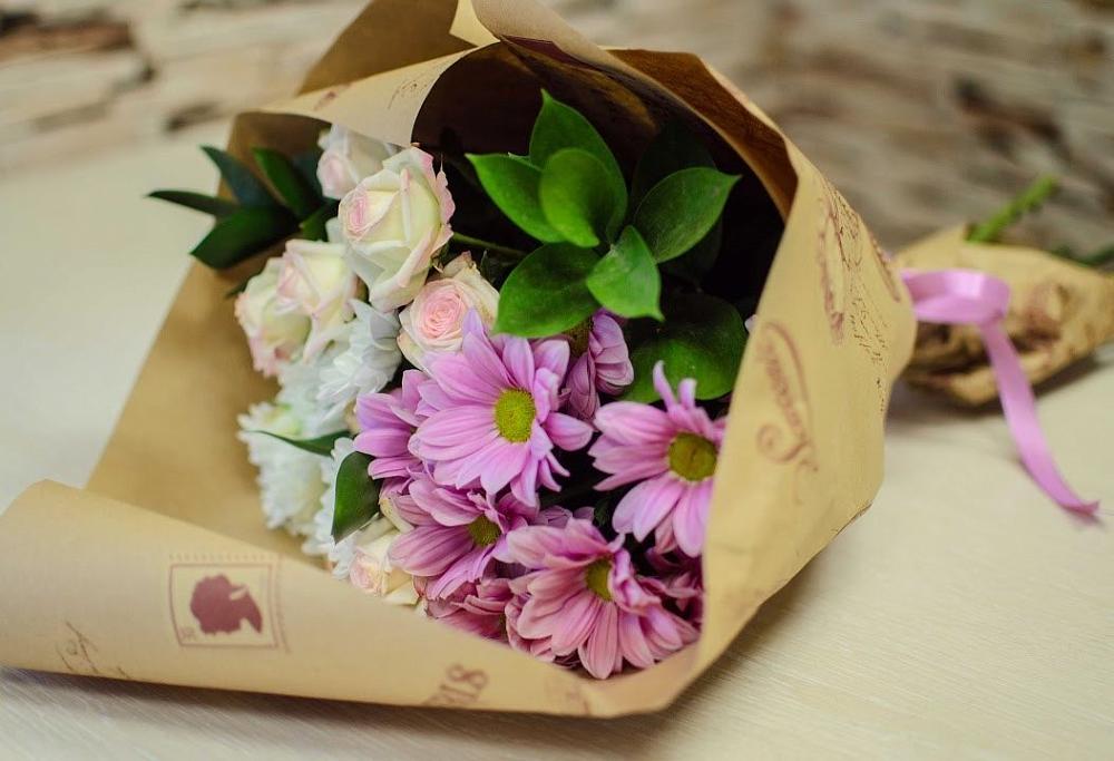 Букет цветов из: Розы и Хризантемы в Наволоках