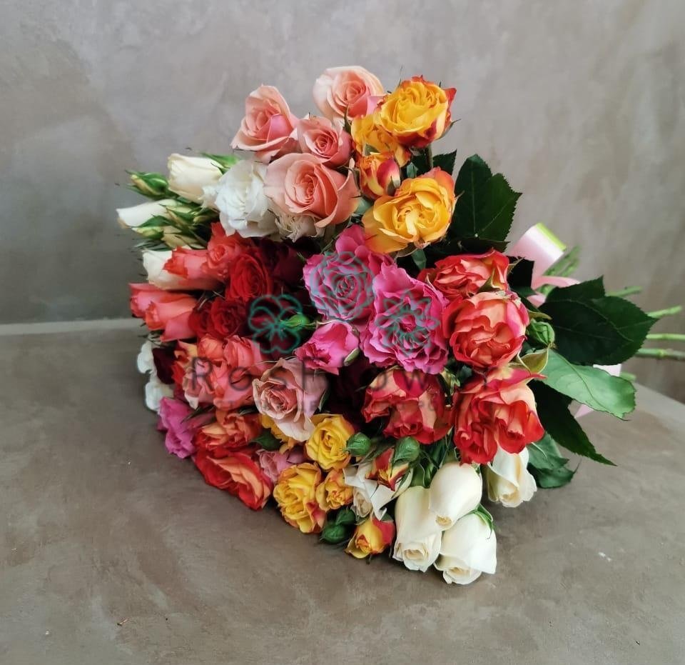 Букет цветов из: Розы в Наволоках