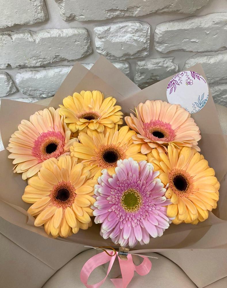 Букет цветов из: Герберы в Наволоках