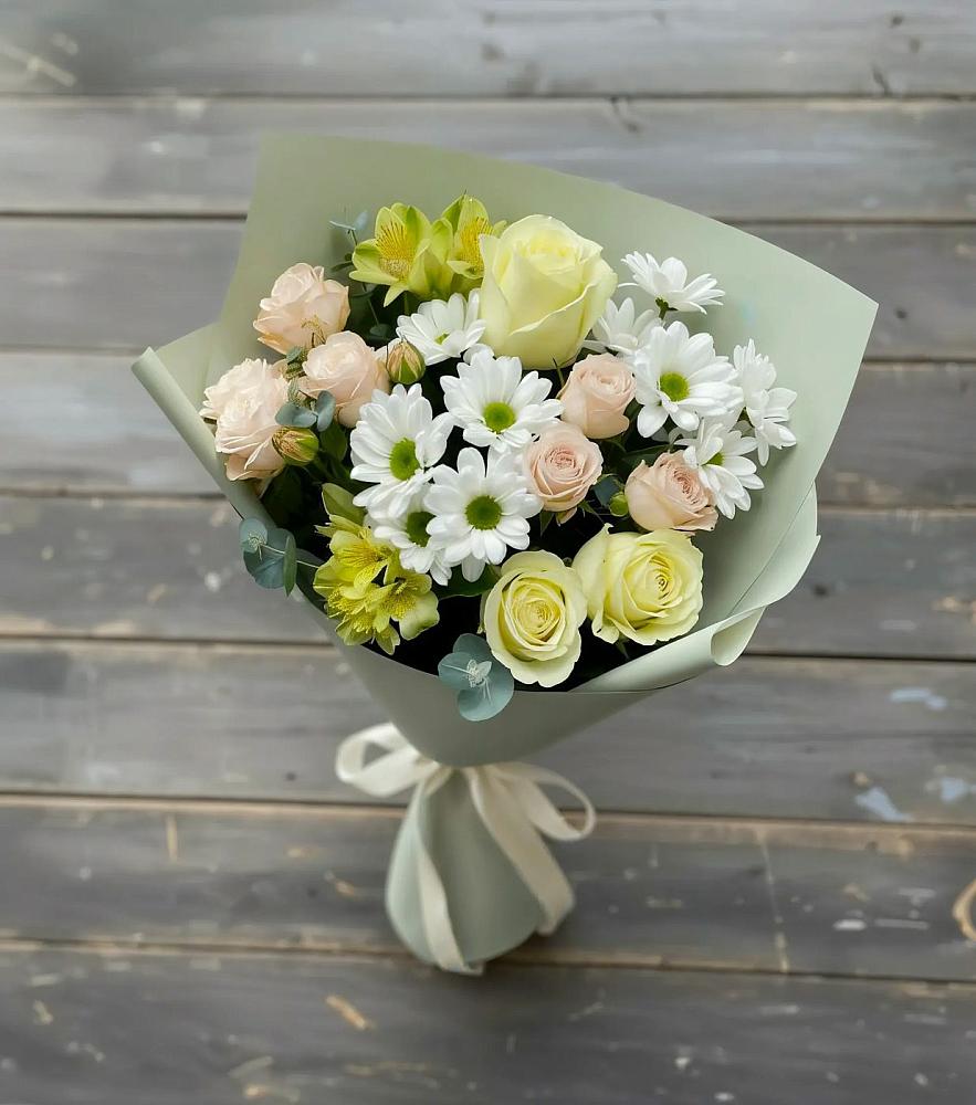 Букет цветов из: Альстромерии, Розы и Хризантемы в Наволоках