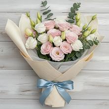 Букет цветов из:  Лизиантусы в Наволоках