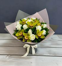 Букет цветов из:  Орхидеи и Розы #REPLACE_PRED# Наволоках