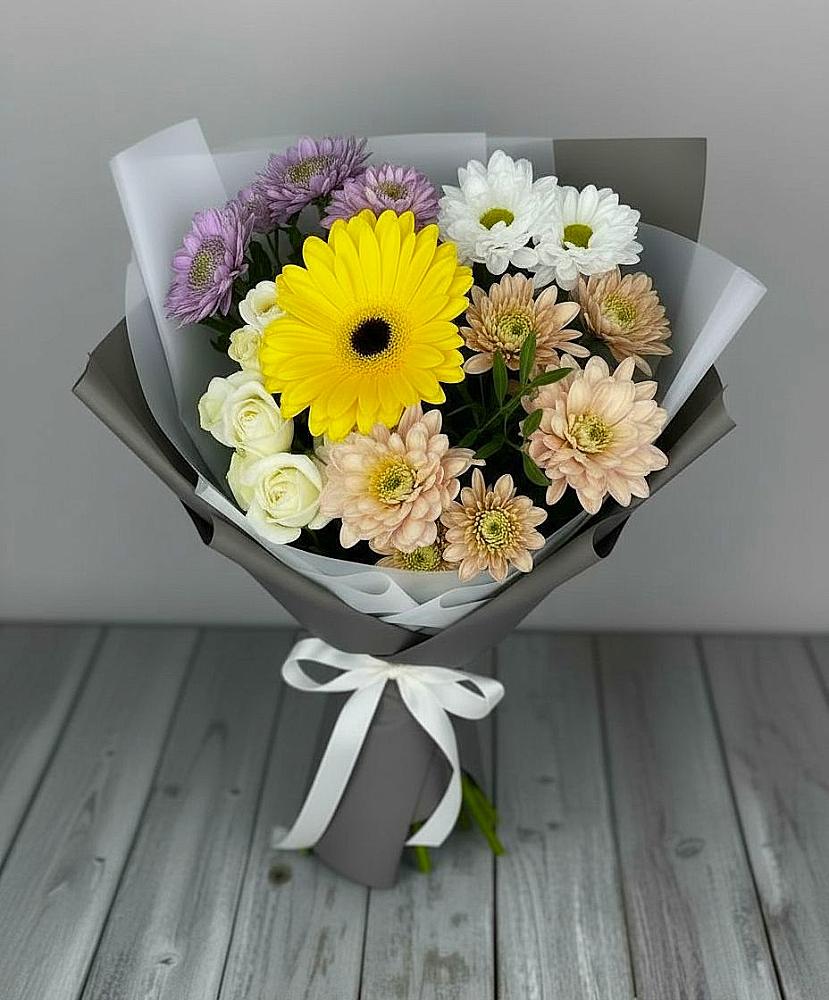 Букет цветов из: Розы, Герберы и Хризантемы в Наволоках