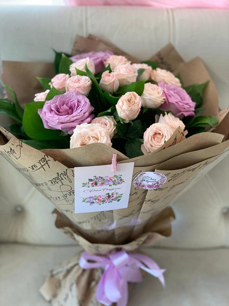 Букет цветов из: Розы в Наволоках