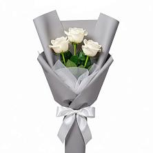 Букет 3 белые розы в Наволоках