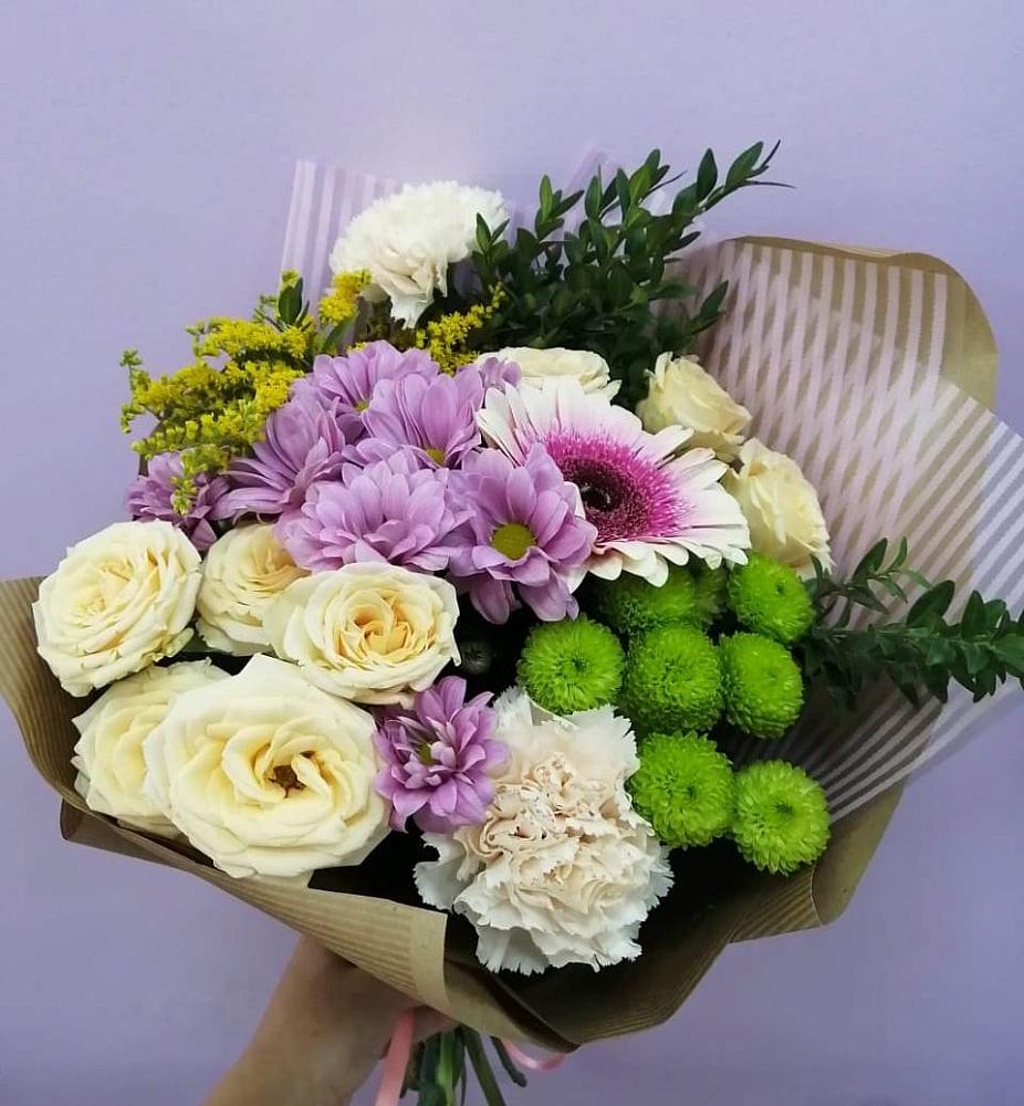 Букет цветов из: Хризантемы, Розы, Гвоздики и Герберы в Наволоках