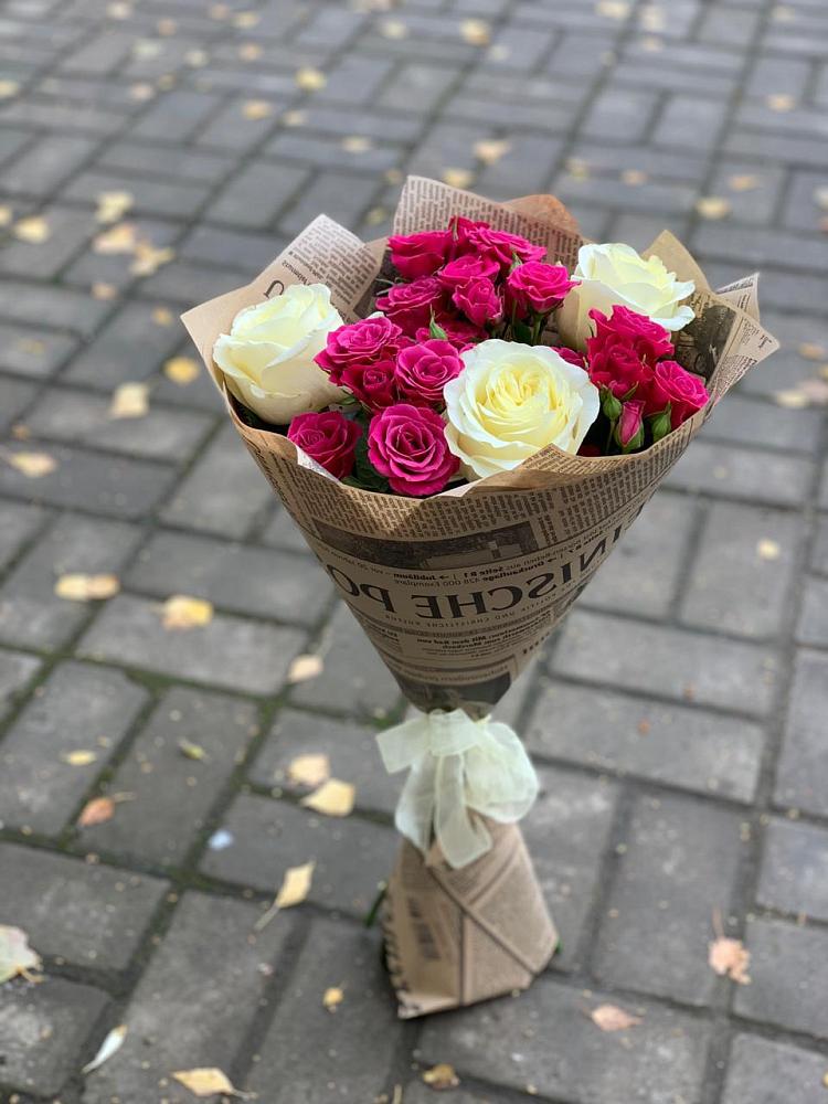 Букет цветов из: Розы в Наволоках