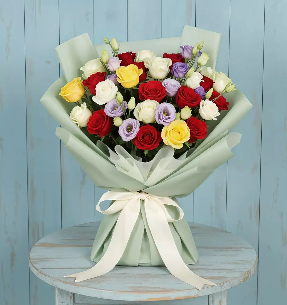 Букет цветов из: Розы в Наволоках