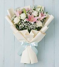 Букет цветов из:  Лилии #REPLACE_PRED# Наволоках