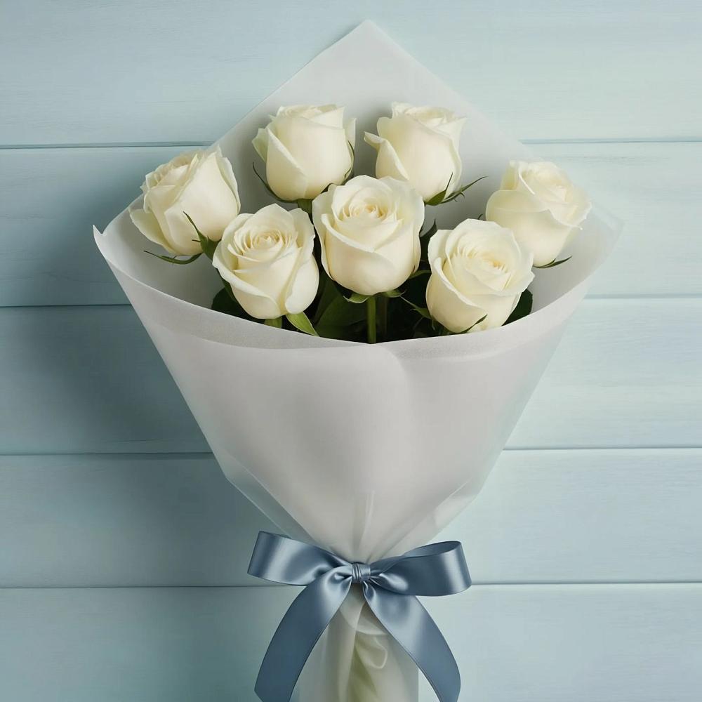 Букет 7 Белых роз Эдлесс Лав в Наволоках